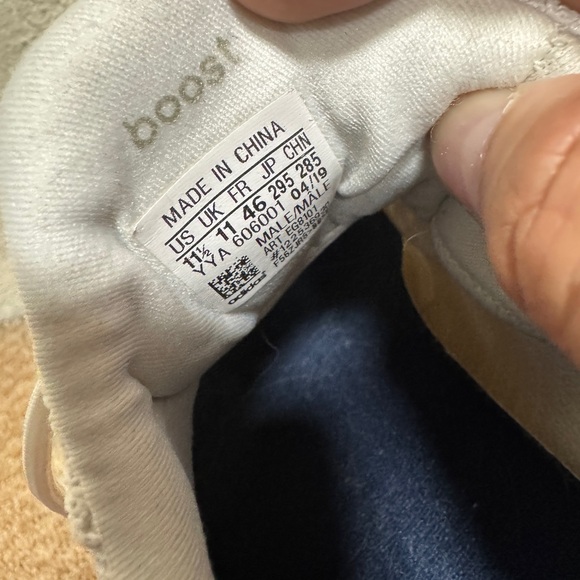 PRICE DROP Adidas Ultraboost 2.0 Stars and Stripes - men’s 11.5 - Picture 5 of 5